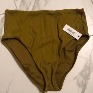 Vitamin A Barcelona Bottom Full Cut Size 8/M